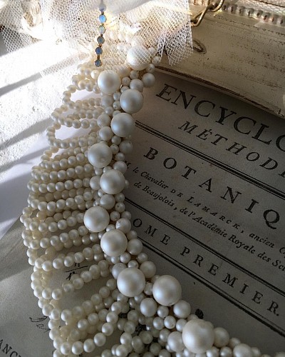 パールチョーカー